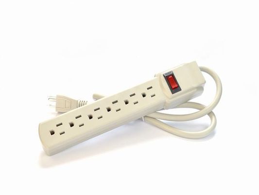 Customized Male End Type NEMA 5-15P Portable 6 Outlet Surge Protector American Standard ETL Power Strip for Home Appliances