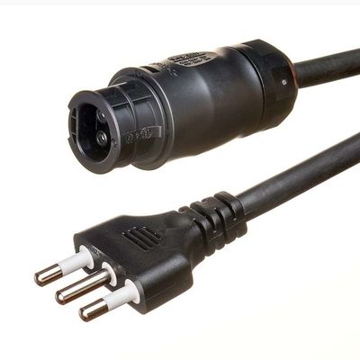 16A/250V Степень тока/напряжения H07RN-F 3X1.5MM2 Резиновый кабель Schuko Plug IP44 до BC05 Коннектор для одного микроинвертора